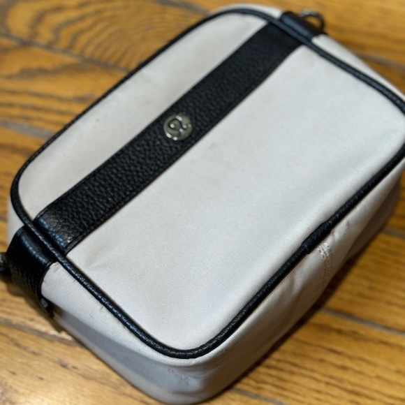 lululemon athletica Other - Lululemon Now and Always Crossbody